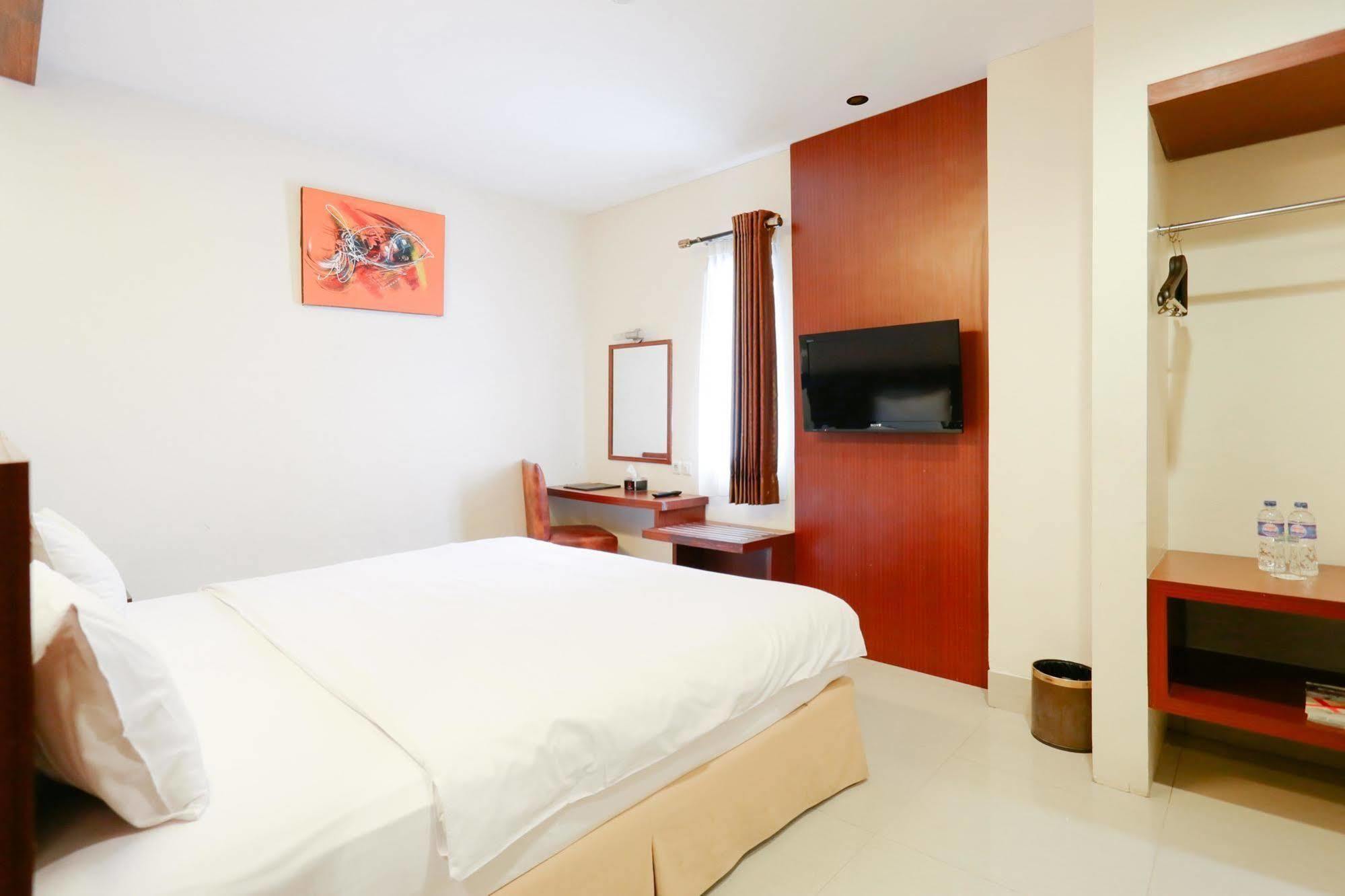 แคปปิตัล โอ 1279 โฮเทล แกรนด์ เซลิโน มากัสซาร์ Hotel มากาซาร์ ภายนอก รูปภาพ